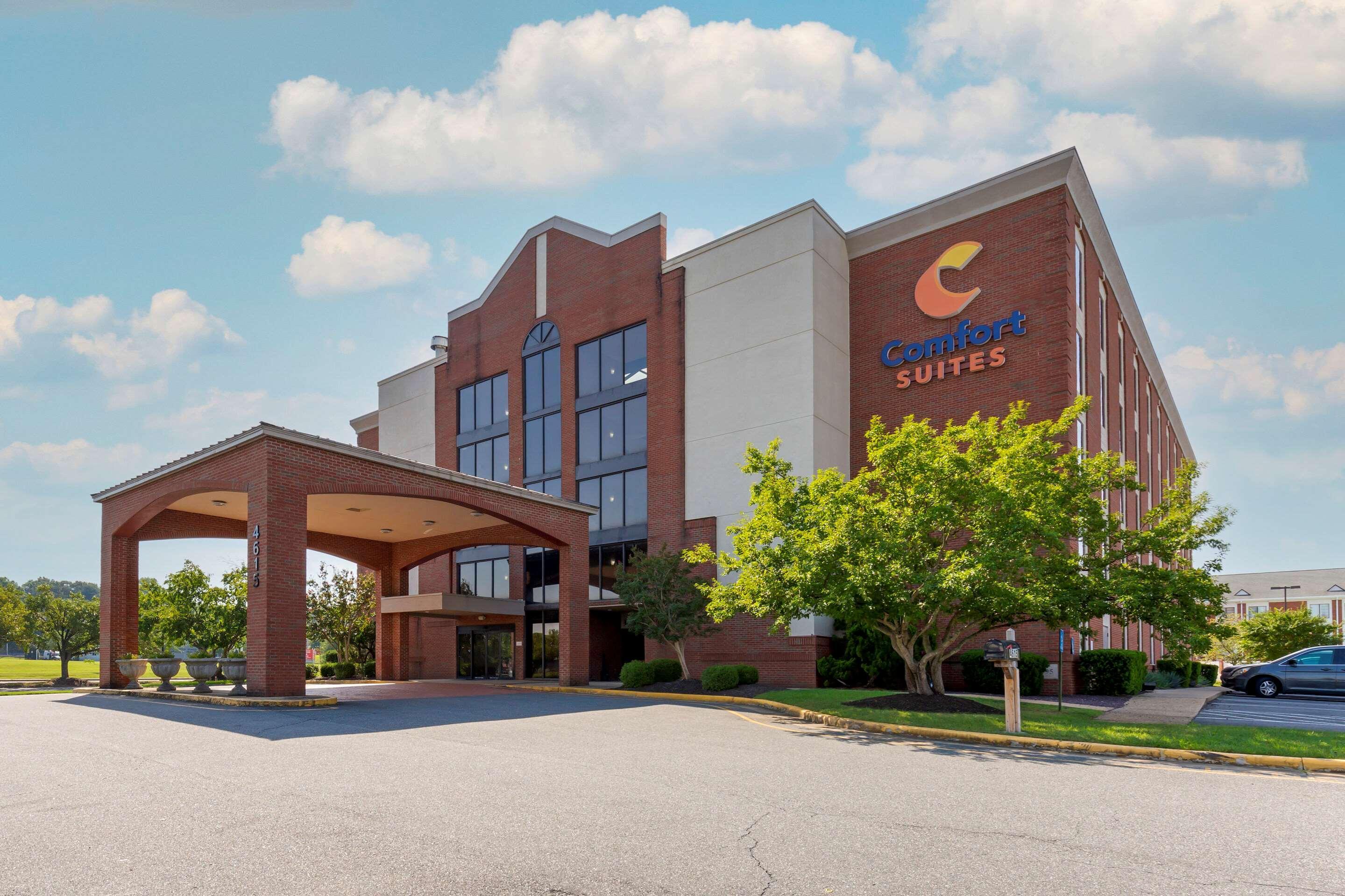 Comfort Suites Fredericksburg South Exterior photo